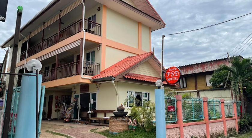 Oyo 799 Pudsadee Hotel Chiang Mai Exterior foto